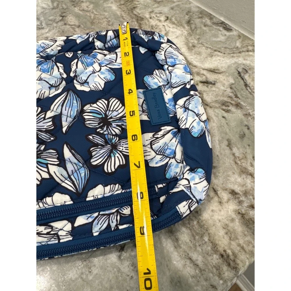 Vera Bradley Ultralight Essential Sling Backpack Dive Floral Medallion print NWT